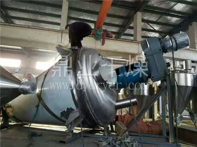 LDG系列内加热锥形螺带真空干燥机